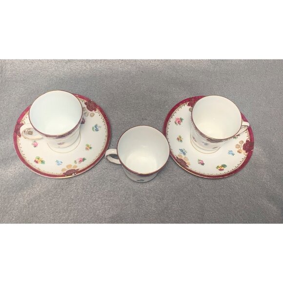 Victoria Austria Vintage Porcelain 3 Tea Cup & 2 Saucer Set - Picture 8 of 16